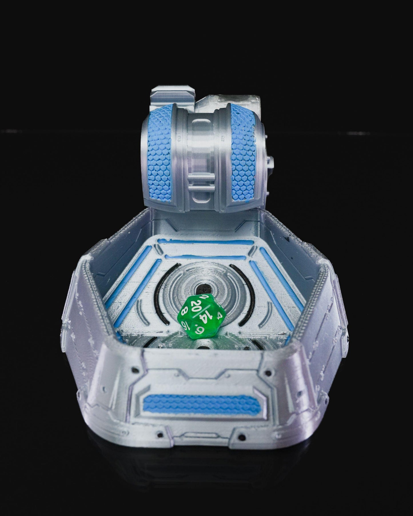 Mechanized Dice Thrower